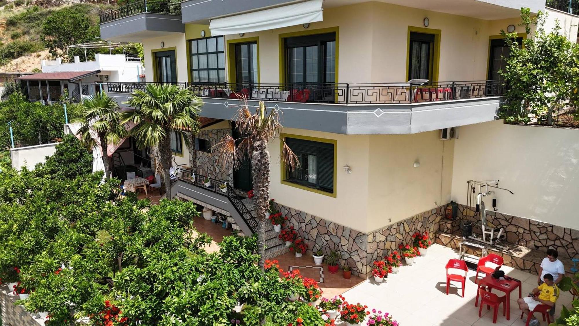 Villa Meminaj Vlorë Eksteriør billede
