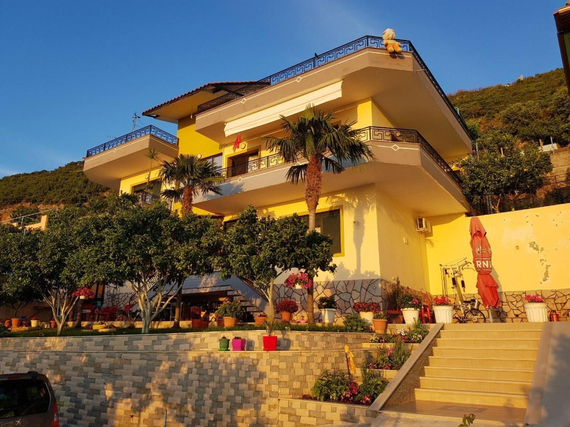 Villa Meminaj Vlorë Eksteriør billede